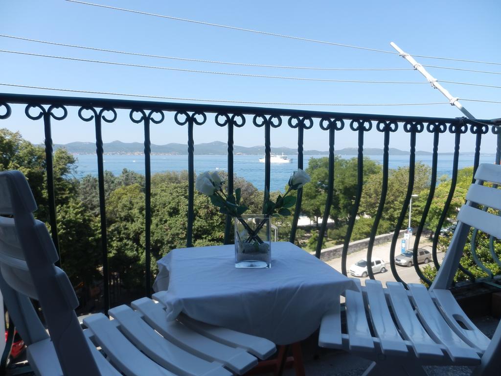 Vera With Sea View And Old Town View